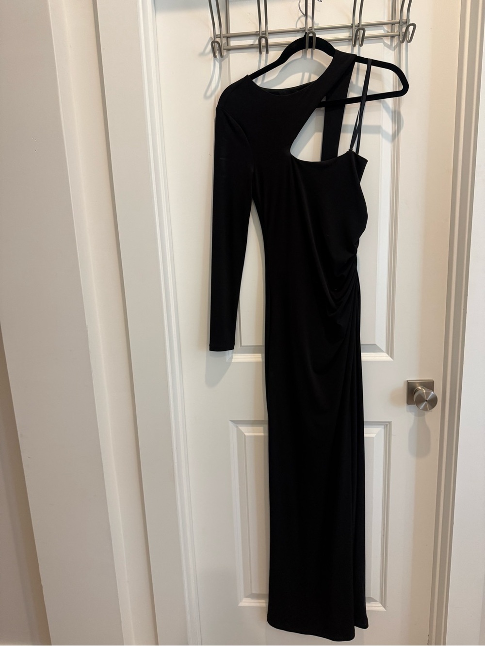 BCBGMaxAzria Black One-Shoulder Asymmetric Gown